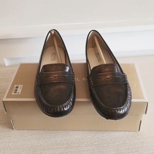 Michael Kors Bronze loafers